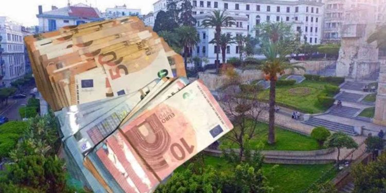Marché noir des devises au square Port-Said d'Alger